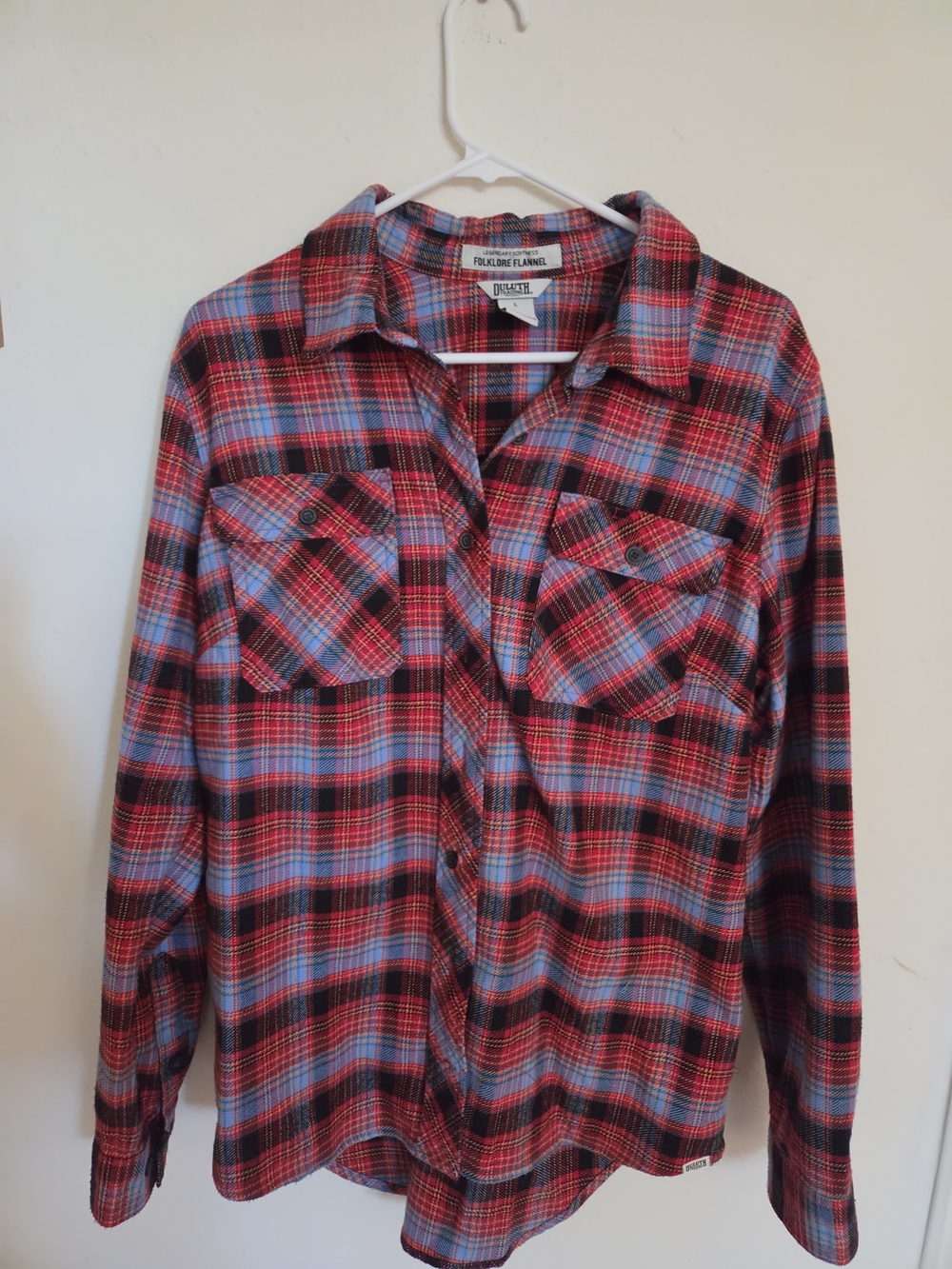 NWOT Duluth Trading Co Red and Blue Plaid Flannel Shirt